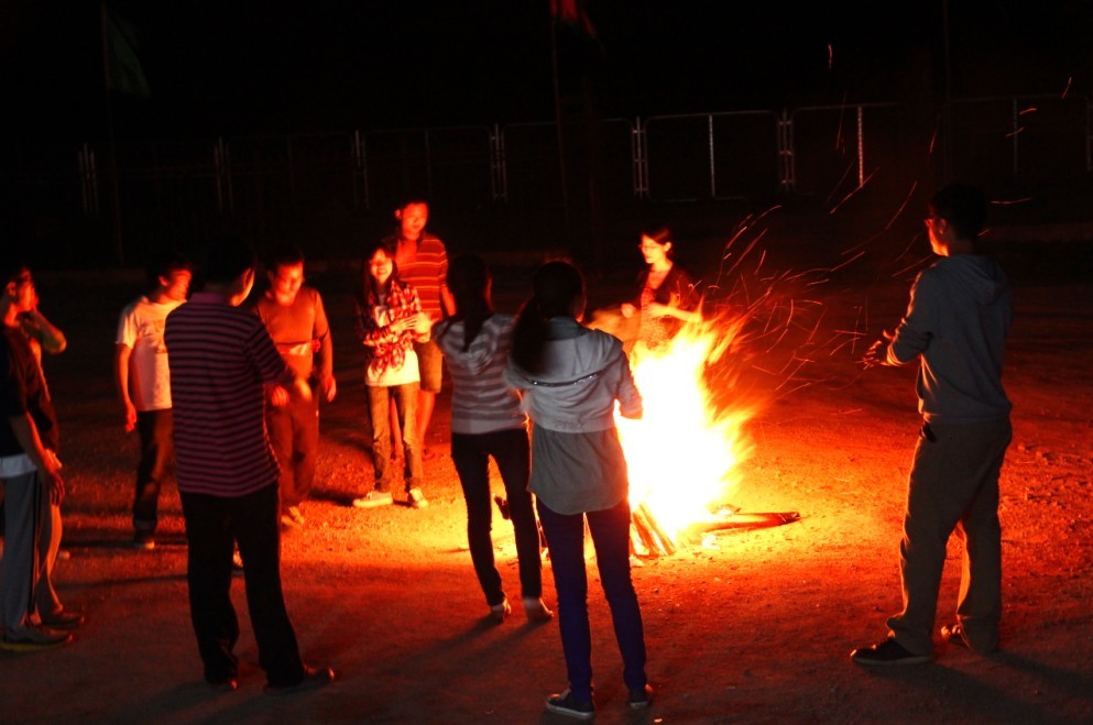 坝上篝火晚会